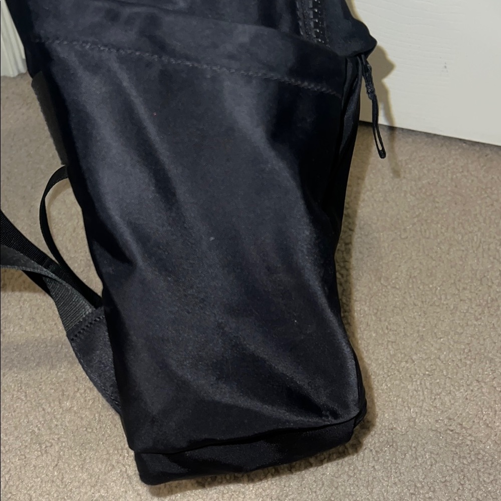 Lululemon backpack - Picture 11 of 16